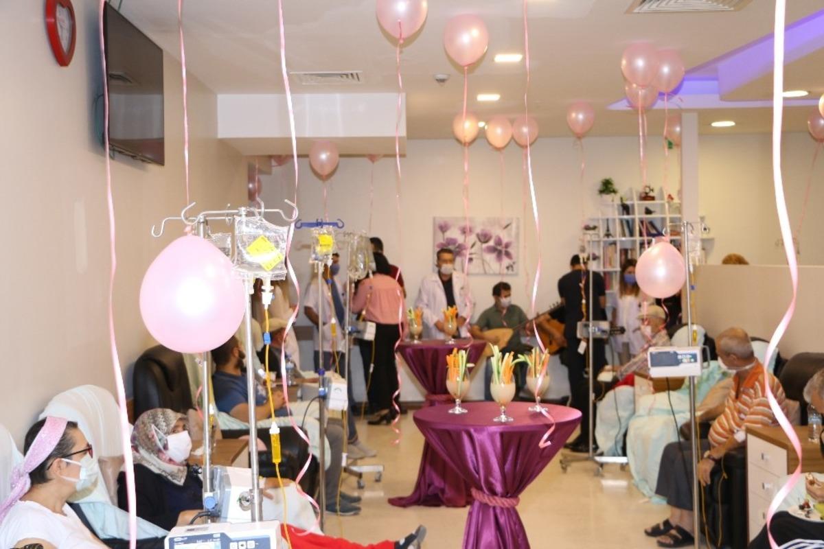 Kansere dikkat &ccedil;ekmek i&ccedil;in pembe etkinlik