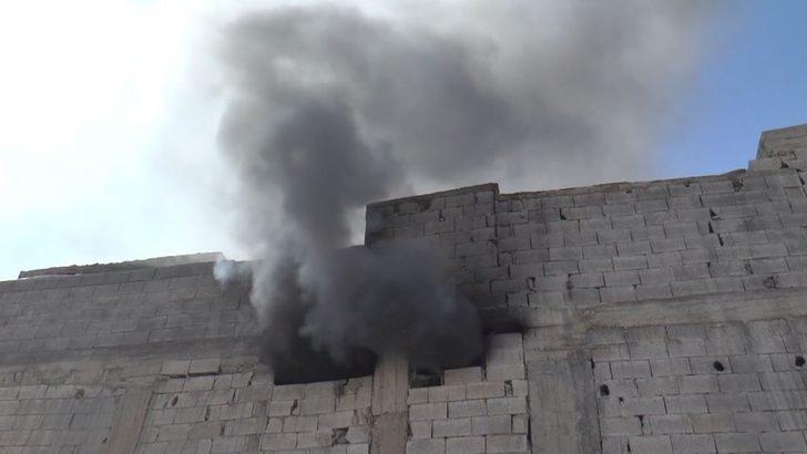 Elektrik kontağından çıkan yangın evi kül etti G4