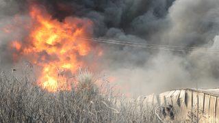 GÜNCELLEME 5 - Hatay'da çıkan orman yangını 3 ilçeye yayıldı