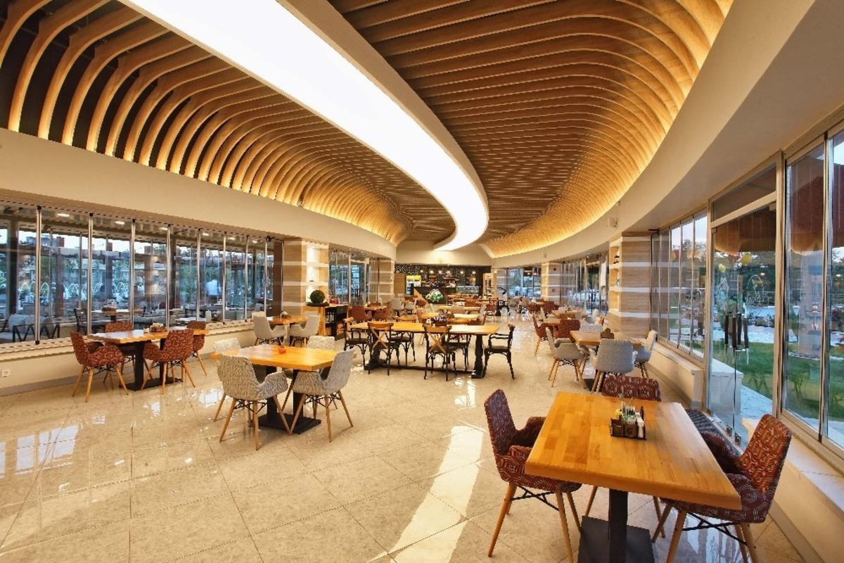 T&uuml;rkiye&rsquo;nin ilk G&uuml;venli Turizm Belgesi &lsquo;Kafe Meram&rsquo;a