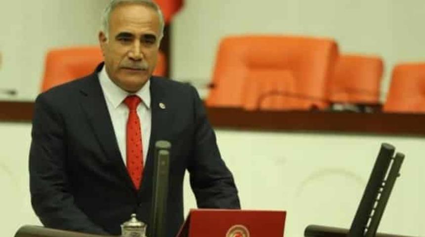 Koronavirüs testi pozitif çıkan CHP Şanlıurfa Milletvekili Aziz Aydınlık yoğun bakıma alındı