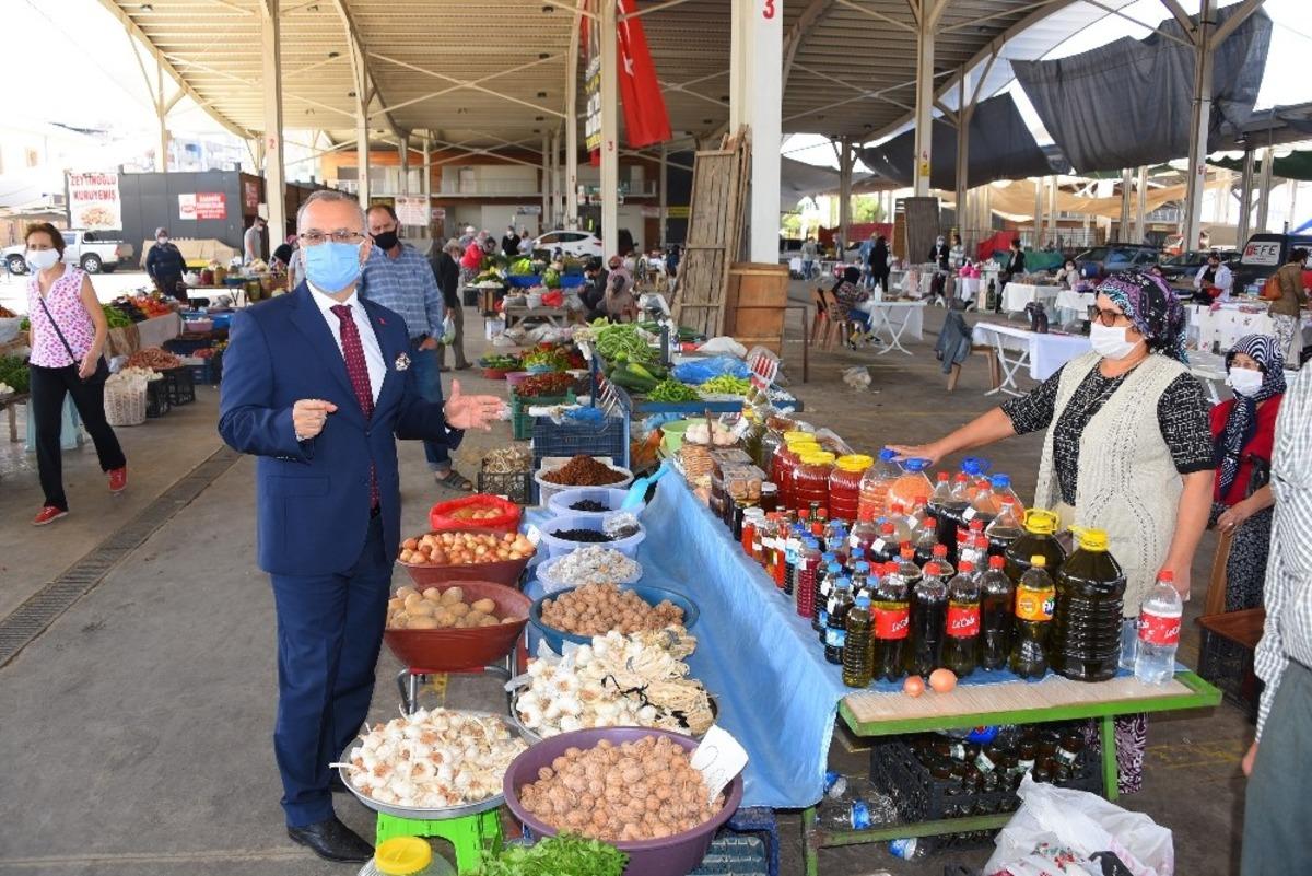 Salihli&rsquo;de &uuml;retici pazarı yeniden a&ccedil;ıldı