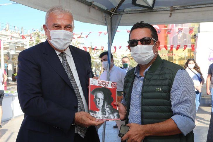 Başkan Atay yazarlar ve kitapseverler ile bir araya geldi G5