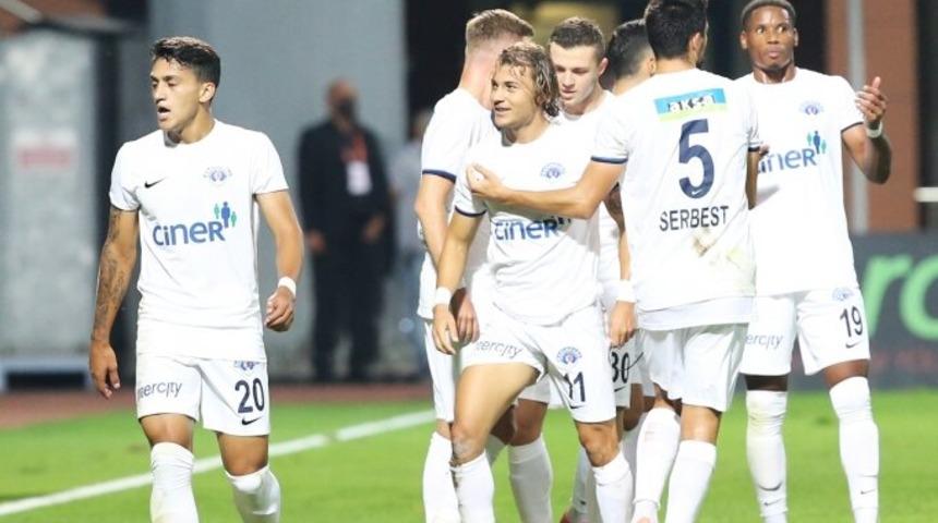 Yusuf Erdoğan'dan flaş G.Saray a&ccedil;ıklaması! "Galatasaray, hayal kırıklığı oldu"