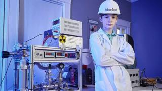 12 yaşında reaktör inşa etti, Guinness Rekorlar Kitabı'na girdi