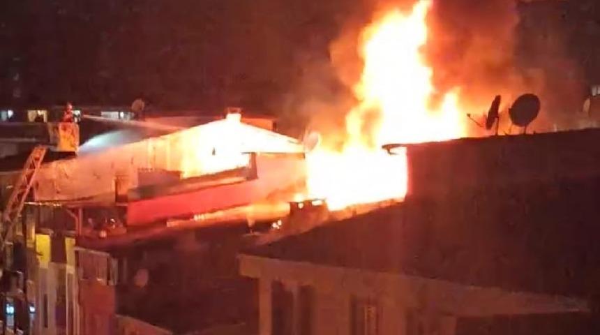 Esenyurt'ta korkutan yangın