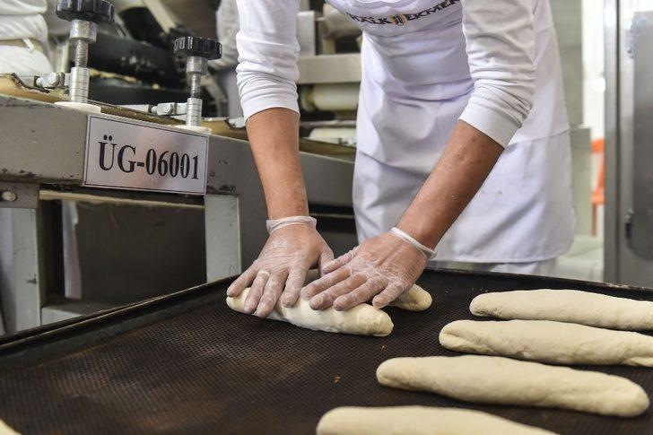 Halk Ekmek mobil ekmek fırını ile Başkent yollarında G4