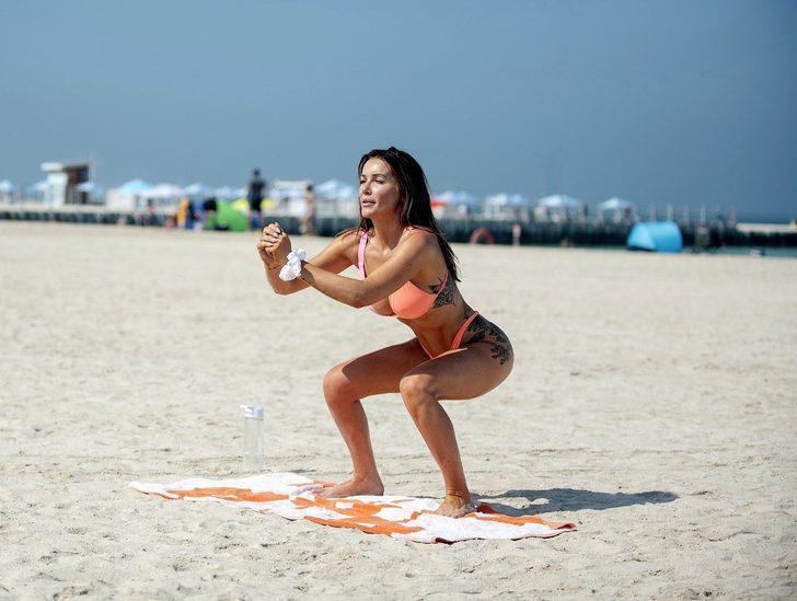 Aşk Adası yıldızı Laura Anderson kıvrımlarını böyle formda tutuyor G2