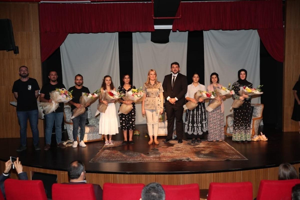 Merkezefendi Belediye Kent Tiyatrosu ilk kez sanat severler buluştu