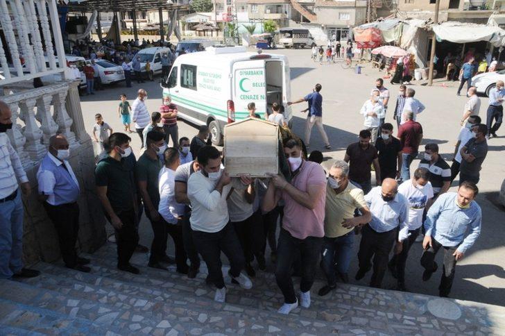 Cizrespor kurucu üyesi ve eski futbolcusu tedavi gördüğü hastanede korona virüsten öldü G2