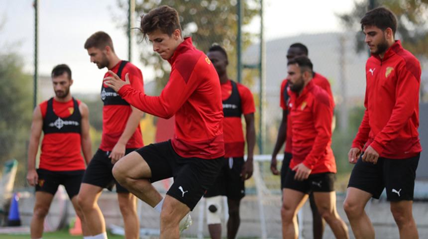  Göztepe'de Fenerbahçe maçı hazırlıkları