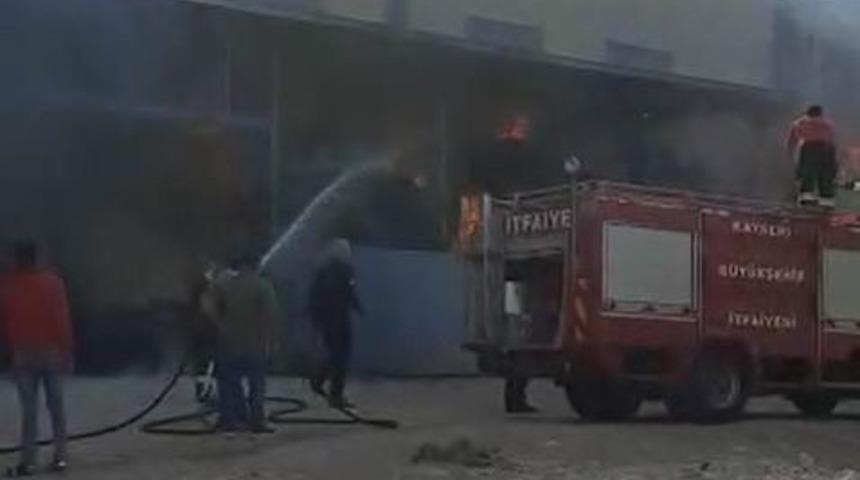 Develi&rsquo;de iş yeri yangını