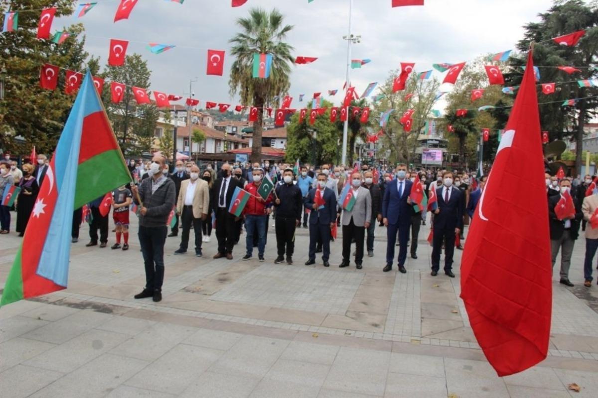 Kocaeli halkından Azerbaycan&rsquo;a destek