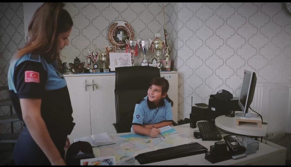 Kız &ccedil;ocuklarına &ldquo;Sen de başarabilirsin&rdquo; desteği