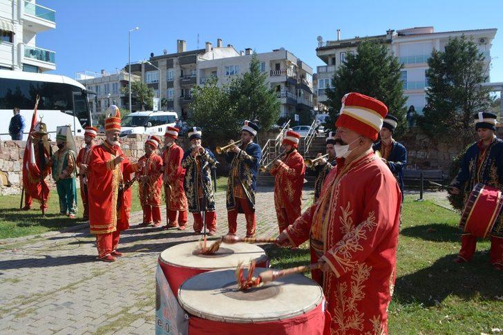 Ayvalık MHP’de Mehmet Sıray güven tazeledi G2