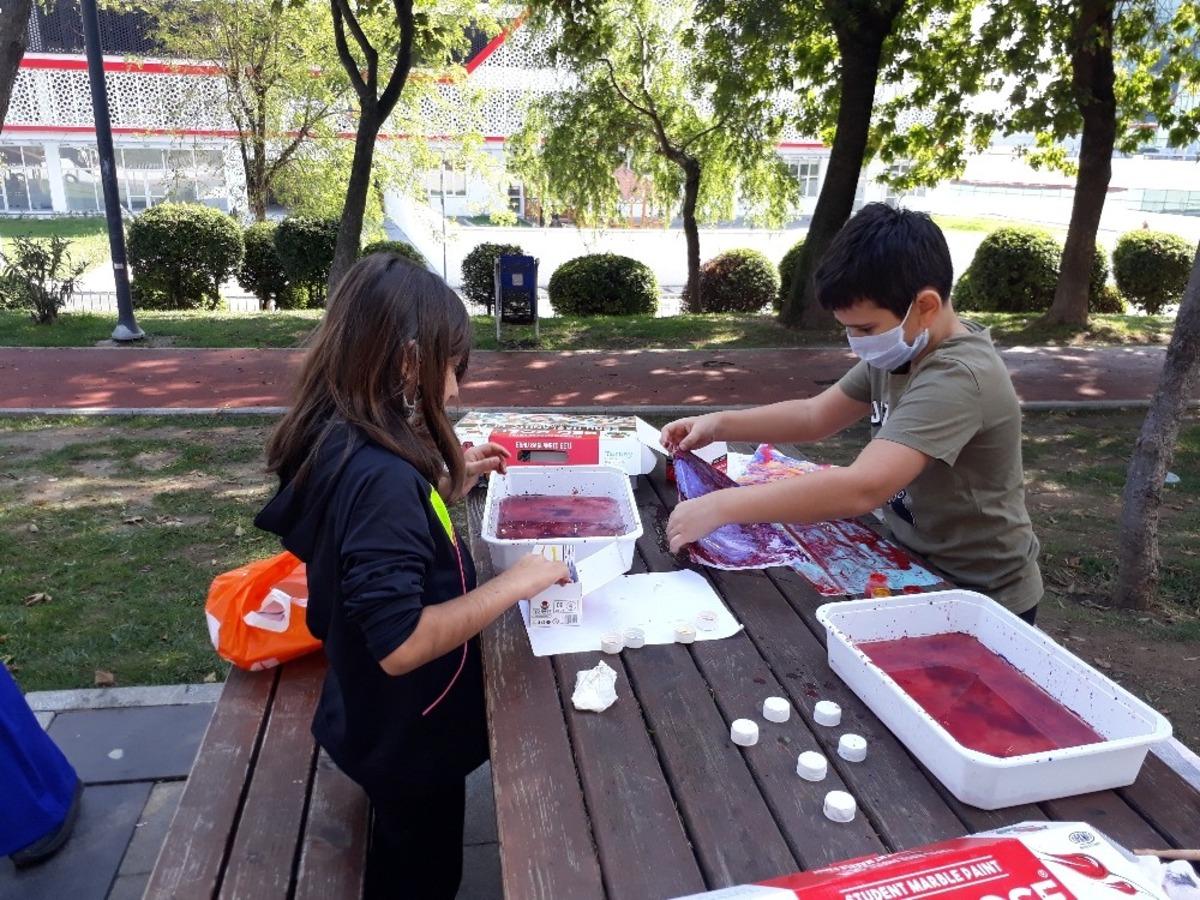 Bah&ccedil;elievler&rsquo;de okulu &ouml;zleyen &ccedil;ocuklar i&ccedil;in anlamlı etkinlik