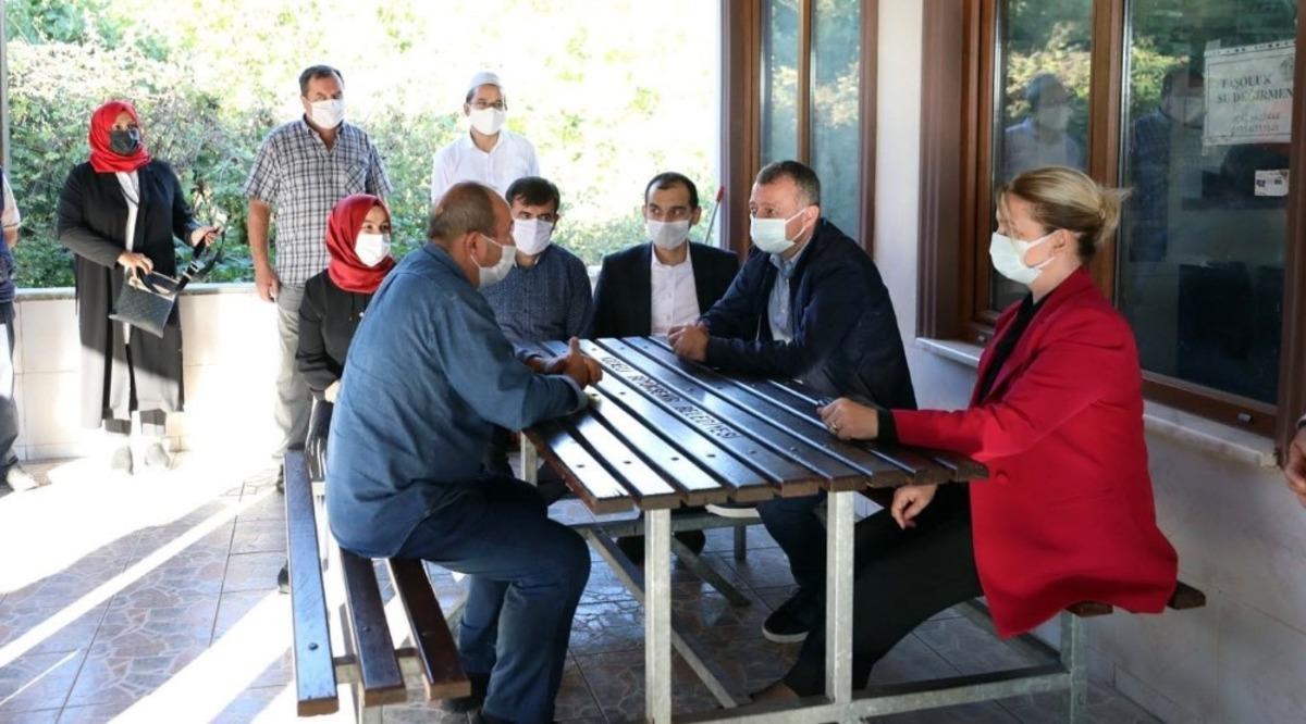 Başkan B&uuml;y&uuml;kakın, İzmit&rsquo;in k&ouml;yleri tek tek gezdi