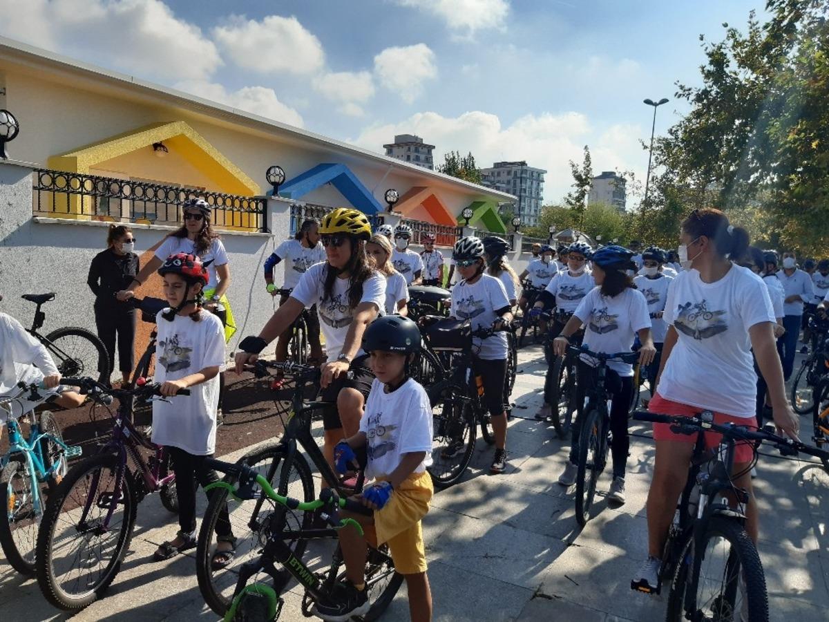 K&uuml;&ccedil;&uuml;k&ccedil;ekmece&rsquo;de pedallar kuşlar i&ccedil;in &ccedil;evrildi