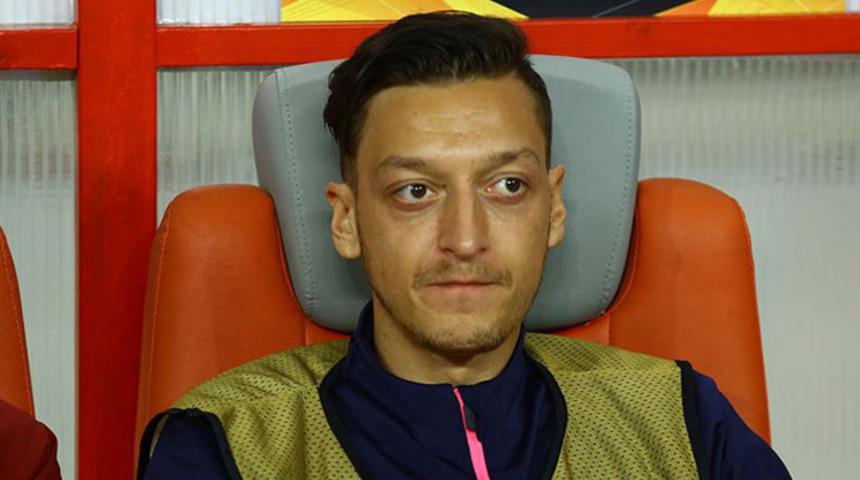  Arsene Wenger: Mesut &Ouml;zil'in oynatılmaması israftır