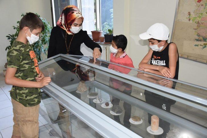 Bilgi Evi öğrencilerinden MTA’ya teknik gezi G2