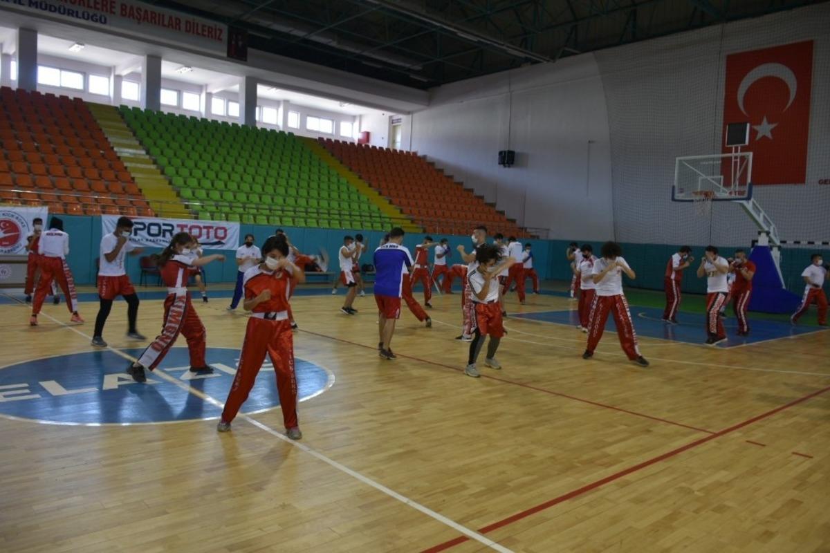 DAN Kuşak sınavları Elazığ&rsquo;da yapıldı