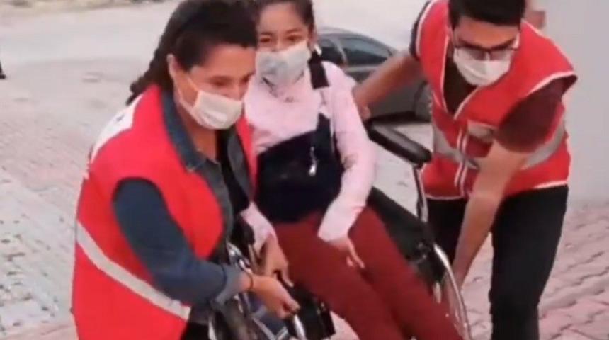 Kızılay umut olmaya devam ediyor