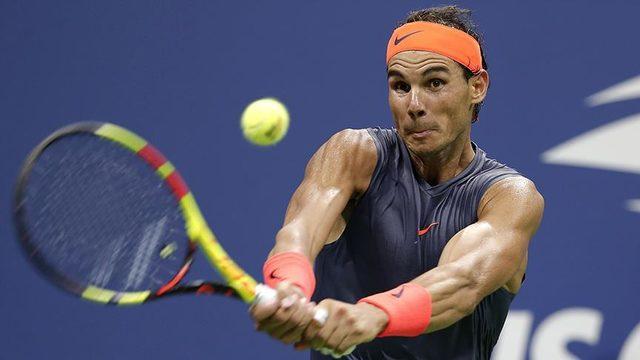 Rafael Nadal, Barcelona Açık'ta kupaya uzandı