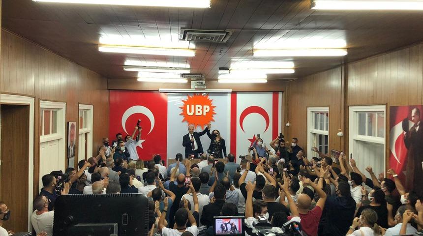 KKTC Başbakanı Tatar: Zafer bizimdir, halkımız bizi Saray’a taşıyacak