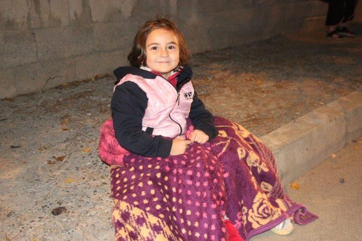 Erzincan’da yangına uykuda yakalandılar G3