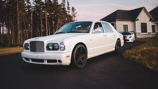 Rüyada beyaz araba görmek ne anlama gelir? Rüyada lüks, üstü açık beyaz araba görmek ne demek?