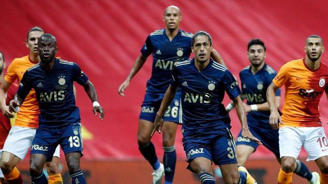 Marcel Tisserand milli maçta sakatlandı