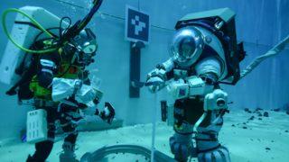 NASA Ay'da kullanılacak astronot kıyafetlerini 'suya indirdi' 