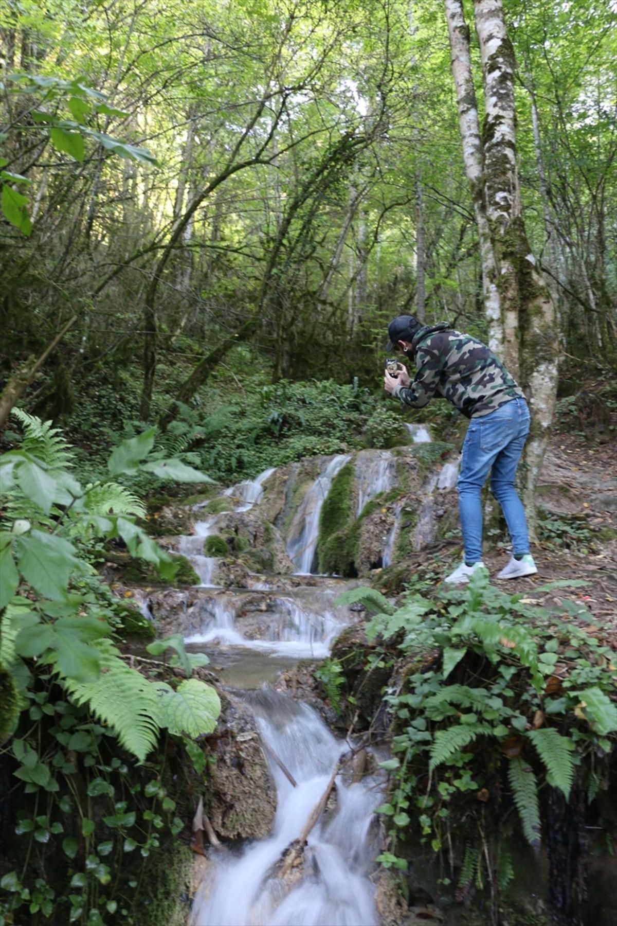 S&uuml;l&uuml;kl&uuml; G&ouml;l Tabiat Parkı'nda sonbaharın g&uuml;zellikleri yaşanıyor