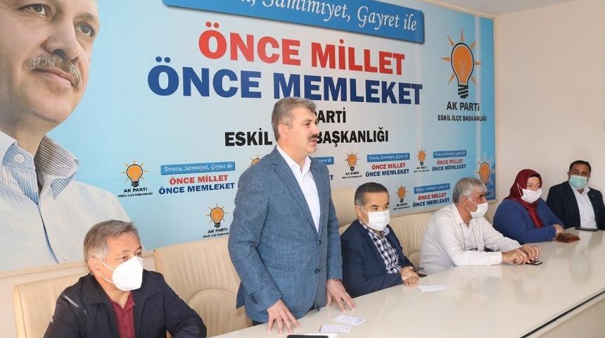 AK Parti Aksaray heyeti il&ccedil;eleri ziyaret etti