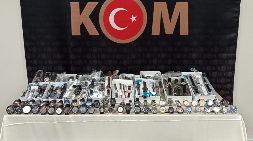 Y&uuml;zlerce ka&ccedil;ak kol saati ele ge&ccedil;irildi