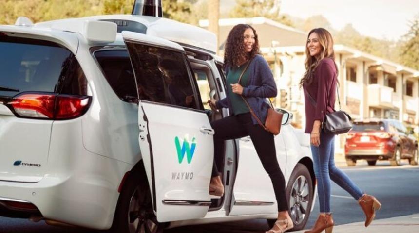 Waymo sürücüsüz otomobil için bir adım daha attı