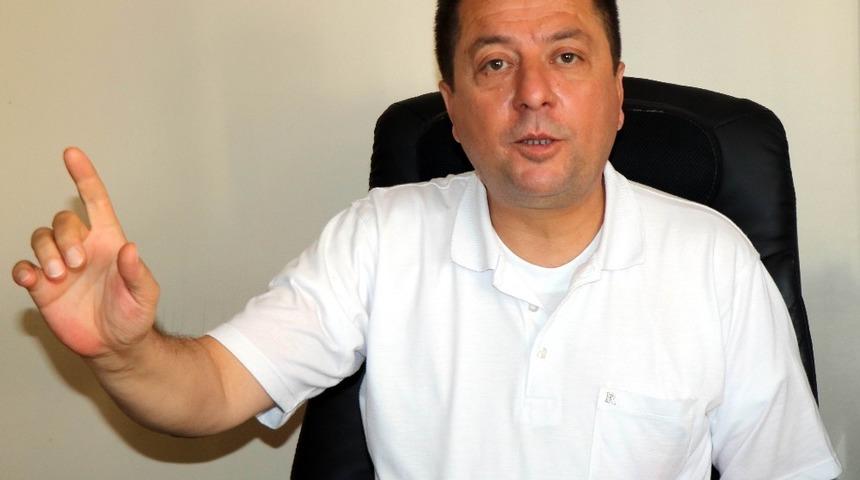 Okullar a&ccedil;ıldı ama servis&ccedil;iler memnun kalmadı