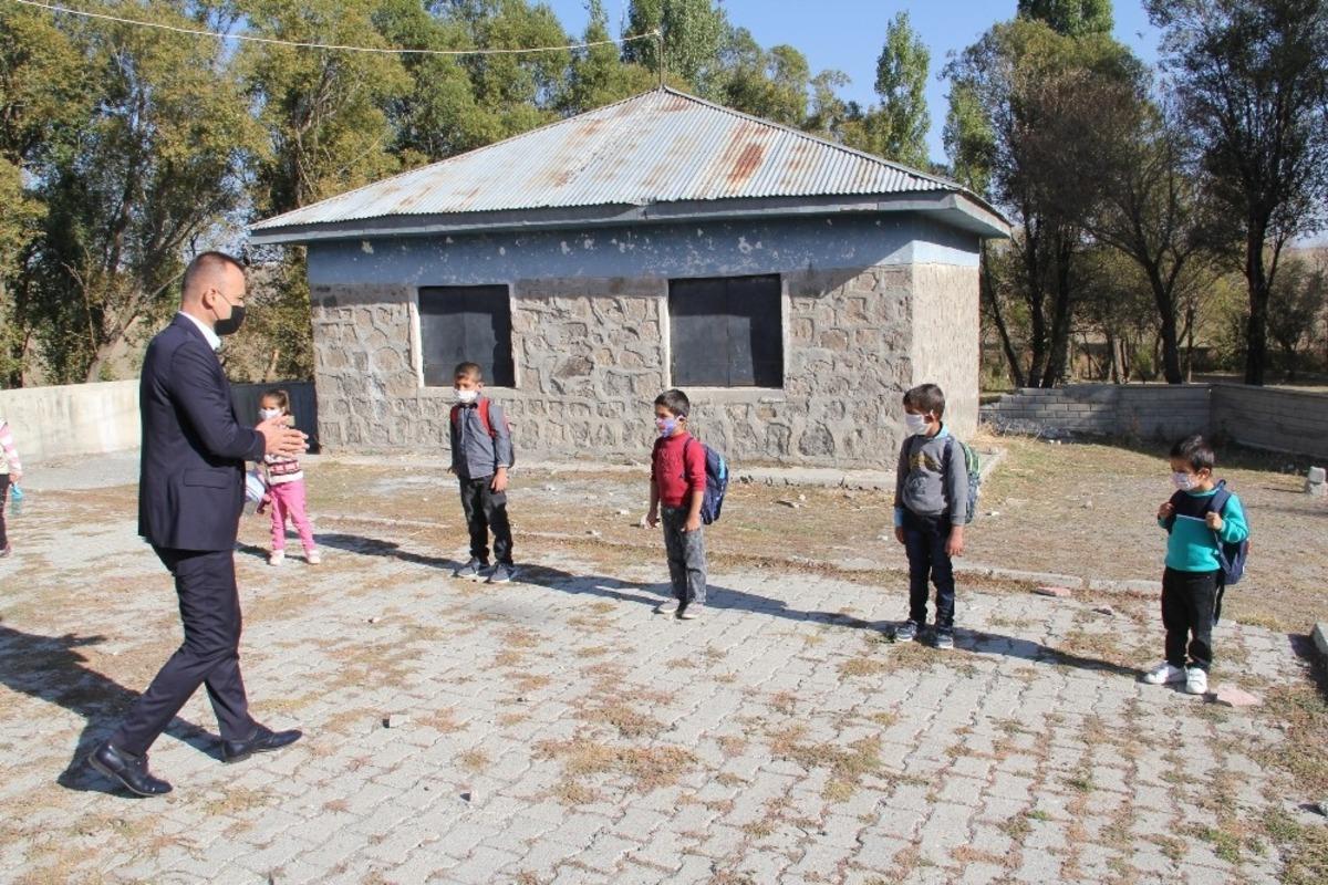 Ağrı&rsquo;da y&uuml;z y&uuml;ze eğitime ge&ccedil;işte ikinci aşama başladı