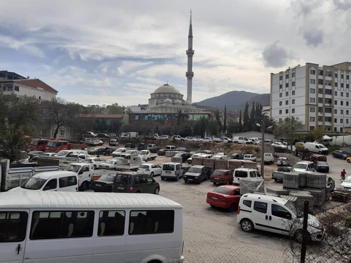 750 ara&ccedil;lık otopark trafiği rahatlattı