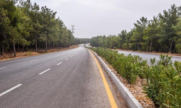 Varsak şehir girişi zakkumla güzelleşti G2