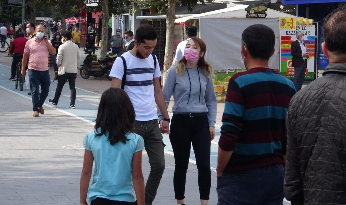 Bolu&rsquo;da maske takmayan kişilere 744 bin bin lira ceza