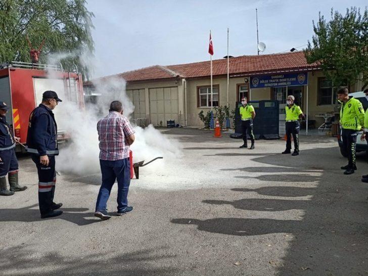 Sandıklı’da yangın söndürme eğitimleri devam ediyor G3