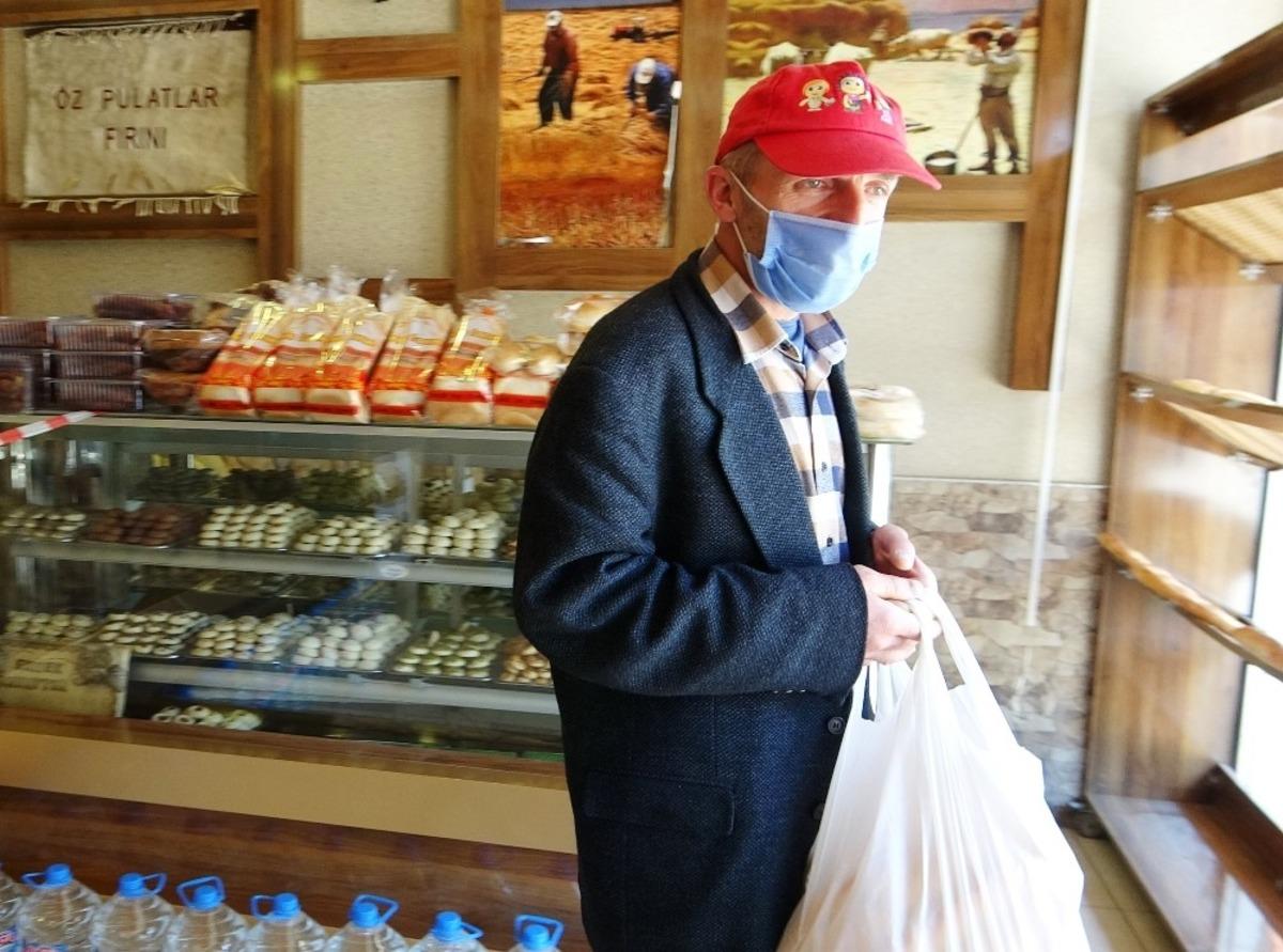 Van&rsquo;da &lsquo;askıda ekmek&rsquo; uygulaması