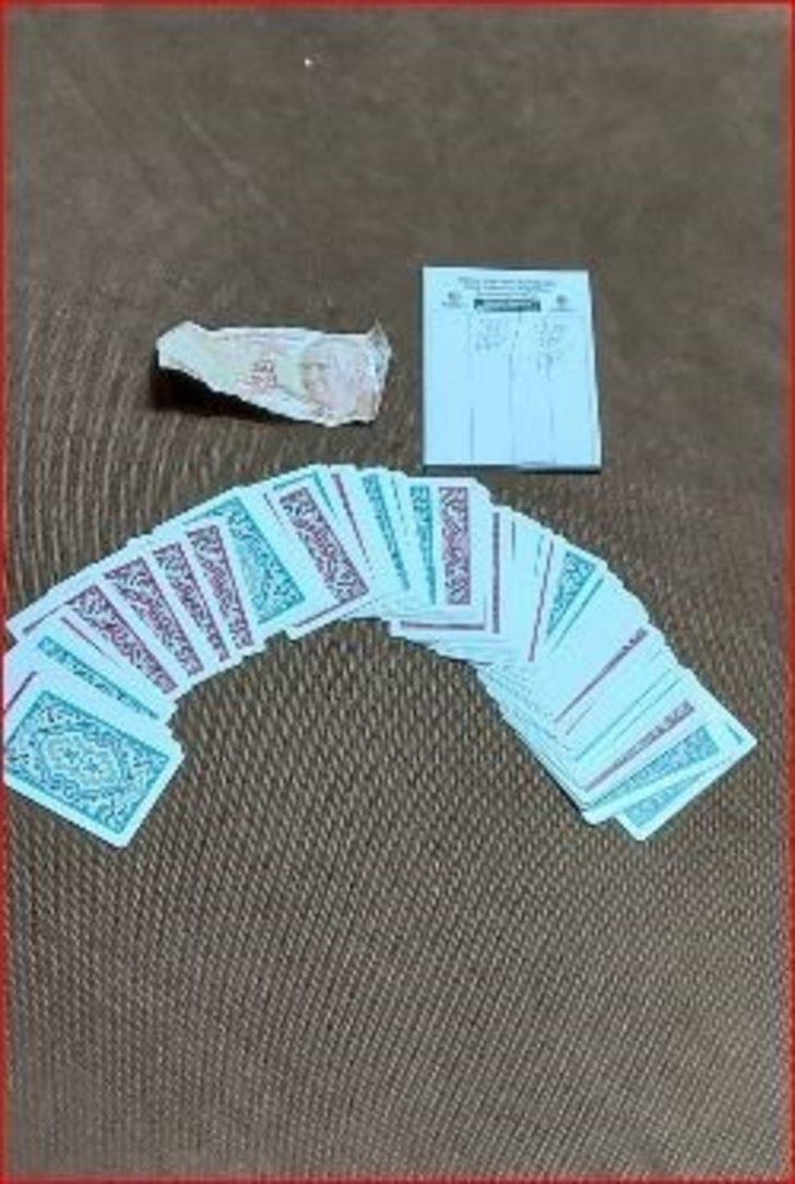 Fuhuş olayına karışan 8 şahsa 6 bin 320 TL idari para cezası G4