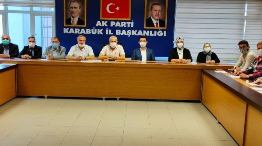 AK Partili Belediye Meclis üyelerinden Başkan Vergili’ye tepki