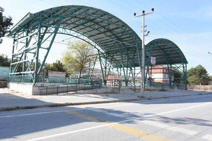 Oklubalı pazar yerinin cephesi kaplanıyor G4