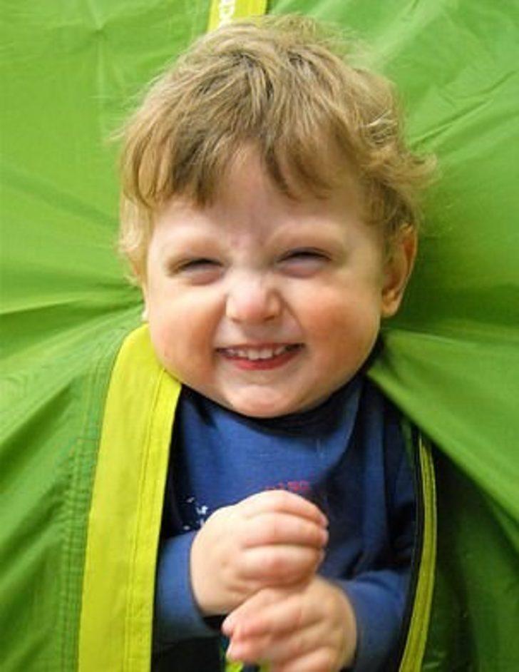 Rusya’da bir öğretmen 4 yaşındaki oğlunu asarak öldürdü G4