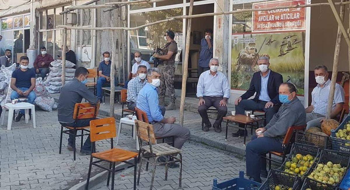M&uuml;d&uuml;r Erg&uuml;der, &Ccedil;elikhan il&ccedil;esini gezdi