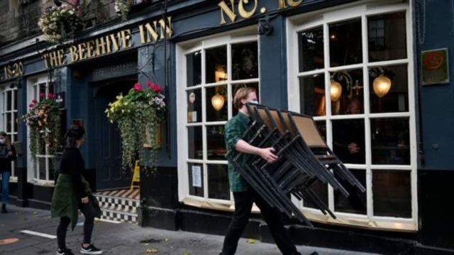 İskoçya'da kapatılan bir pub