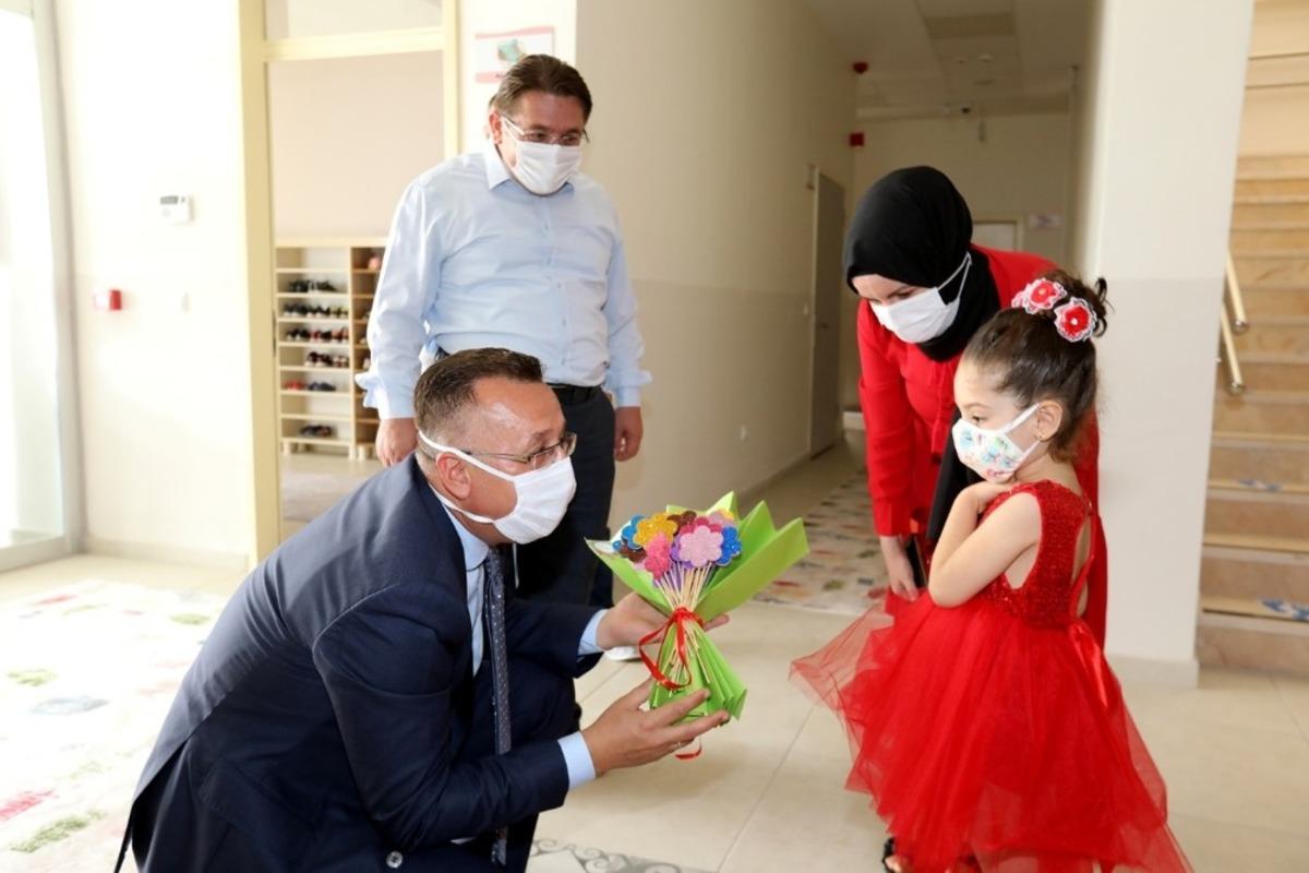 Başkan Işıksu&rsquo;dan &ouml;ğrencilere moral ziyareti